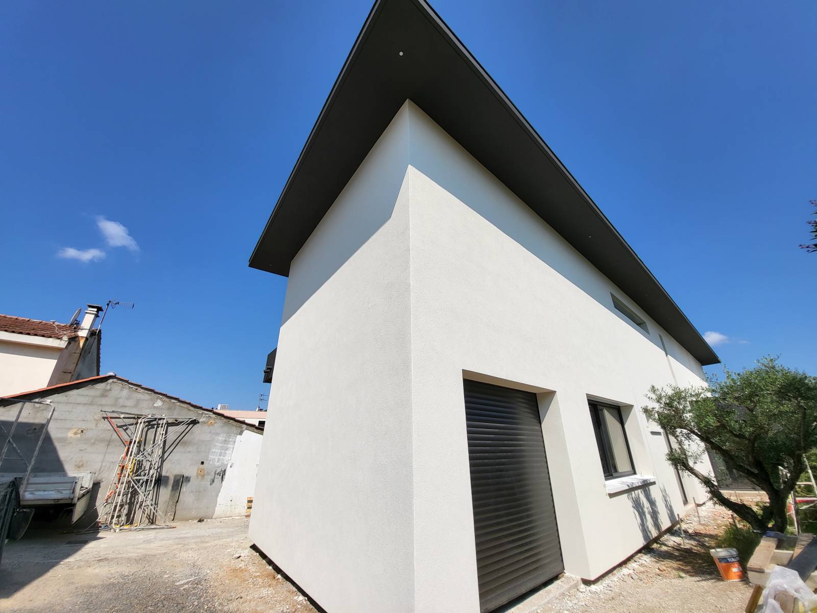 Optimiser l’isolation extérieure de sa construction neuve avec polystyrène pour une efficacité énergétique maximale à Montpellier