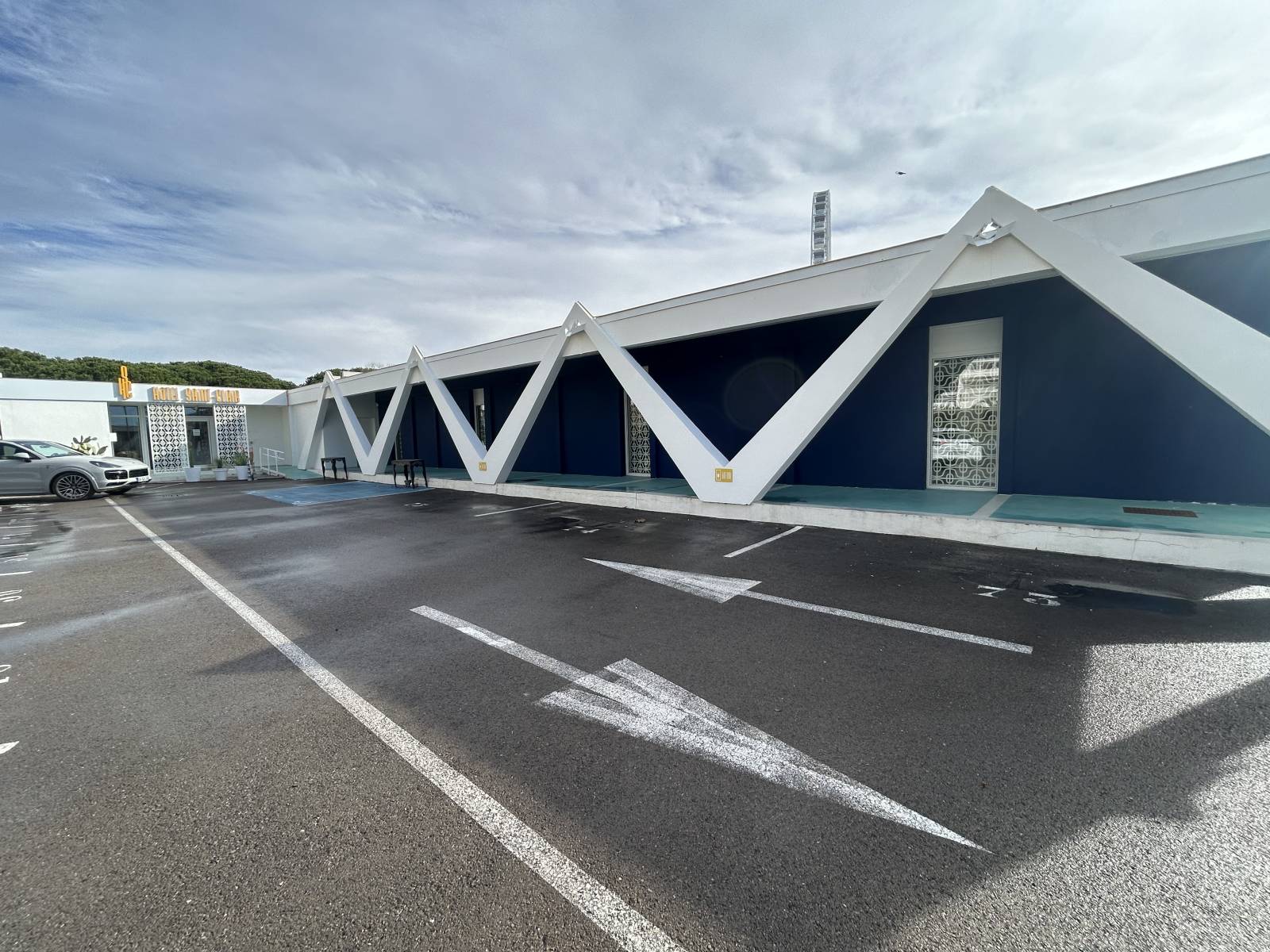 Travaux de peinture D3 à l’Hôtel Saint Clair – La Grande-Motte