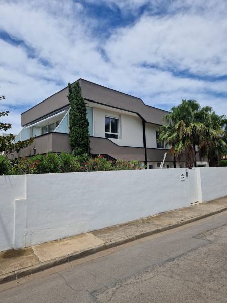 Optimiser l’isolation thermique extérieure de sa maison avec polystyrène grâce à un expert en ITE à LA GRANDE MOTTE dans l'Hérault